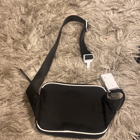 Authentic Michael kors bag - Picture 2 of 4